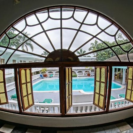 Pure Oasis Resort نيغريل المظهر الخارجي الصورة