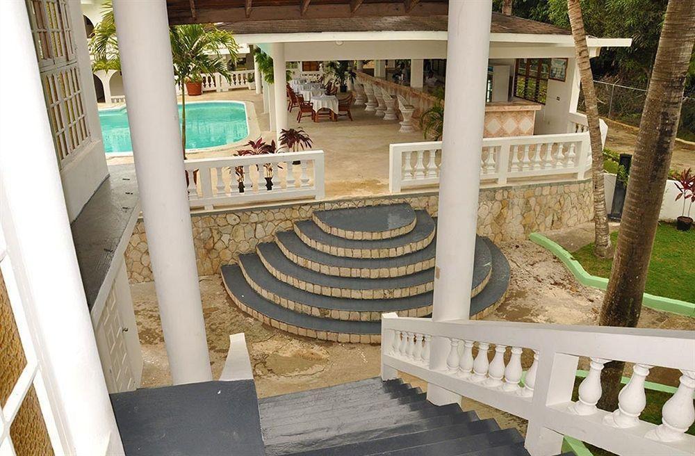 Pure Oasis Resort نيغريل المظهر الخارجي الصورة