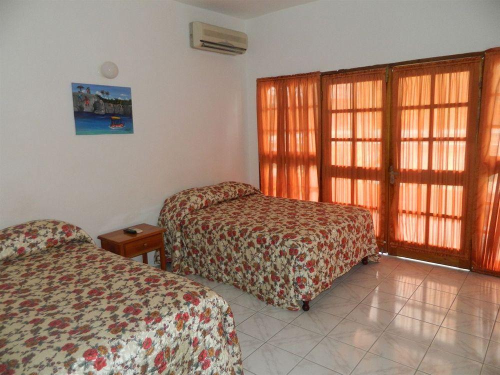 Pure Oasis Resort نيغريل المظهر الخارجي الصورة